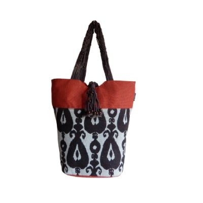 # AA 01 - TOSSA Fashion Jute Bag   Red&Black (500 gm. Per Unit)